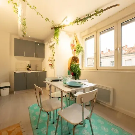 Cocon Saint - Coeur De Appartamento Montpellier